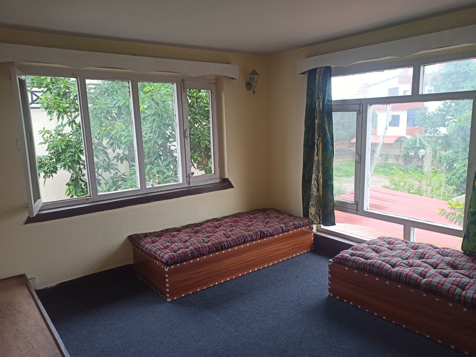Mid Town Boys Hostel 